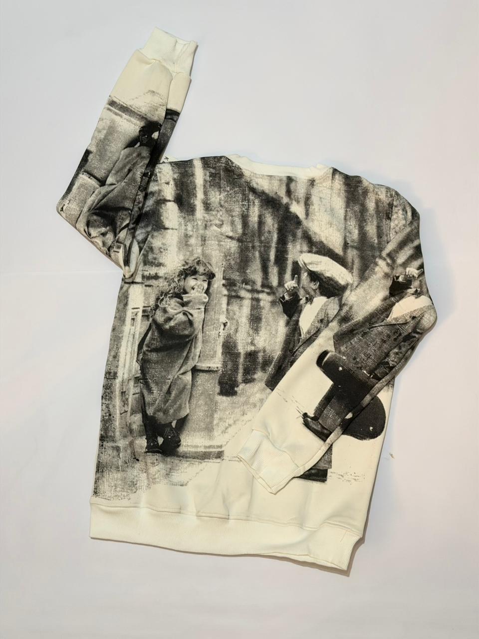 راوند سويتشيرت بوكس فيت - أبيض - طباعة